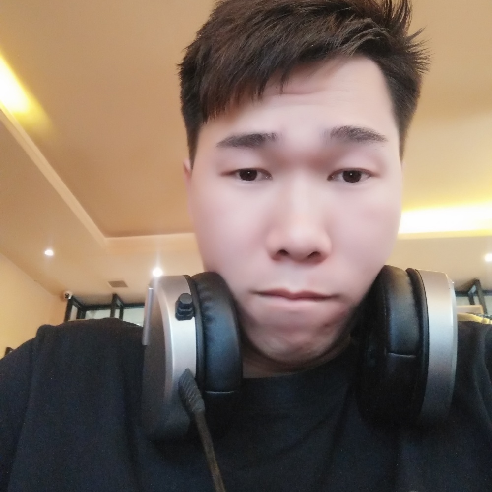 风笑尘的照片
