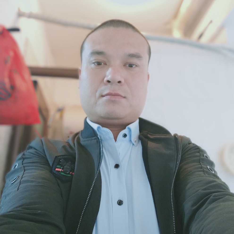 年轻若溪的照片