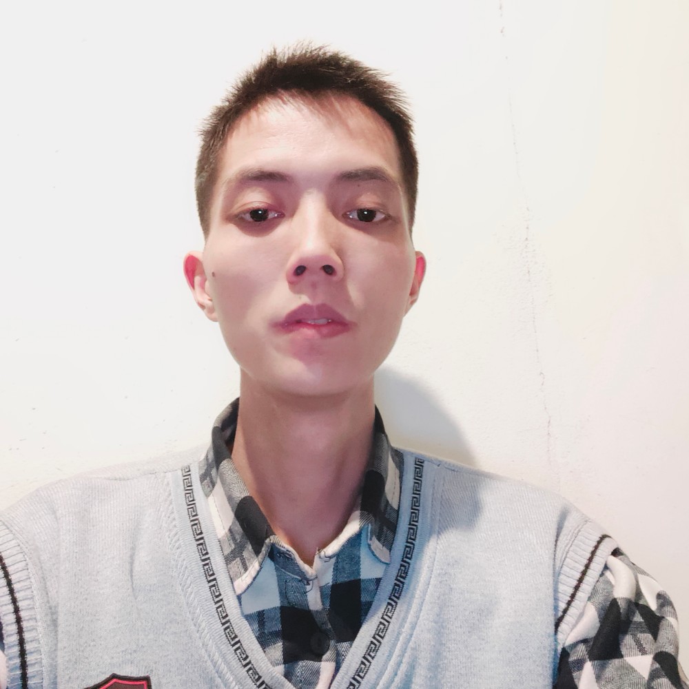 明亮愿孤心的照片