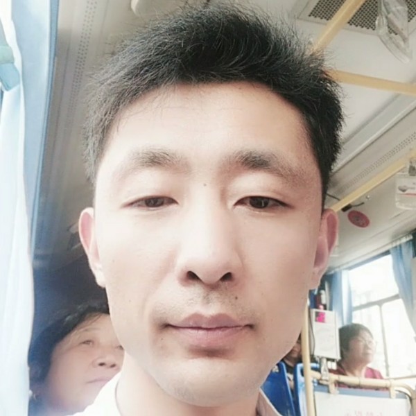 情殇无辜的照片