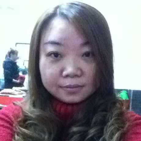 纯情浅吻红牛的照片