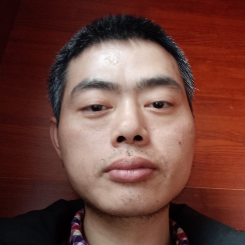 仇二的照片