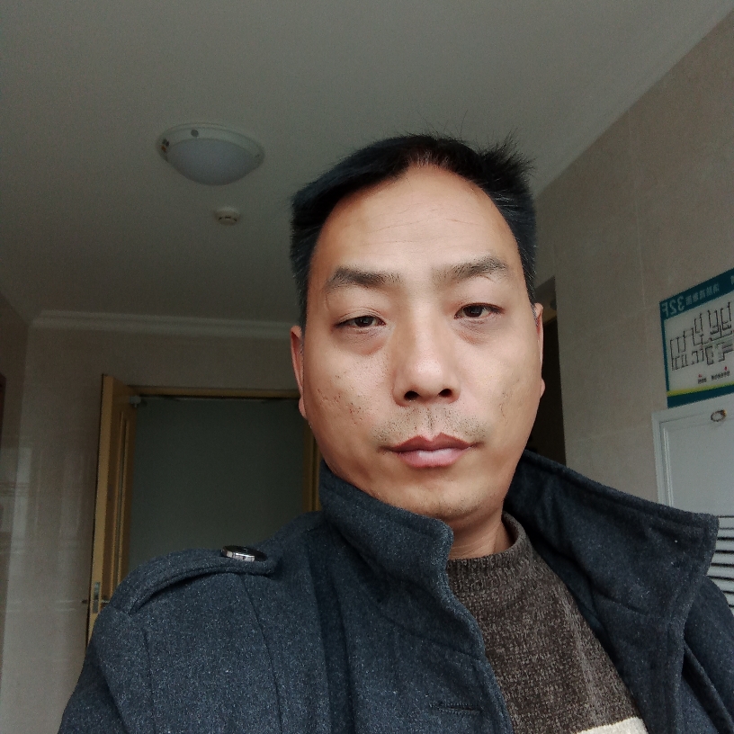 路灯回首欠你的的照片