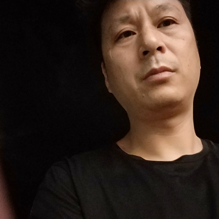 伍丰之丰的照片