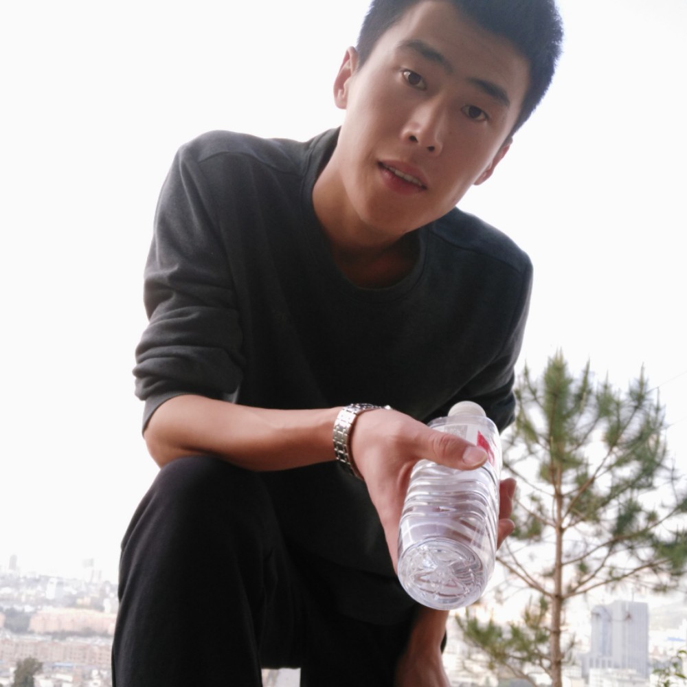 王小孬的照片