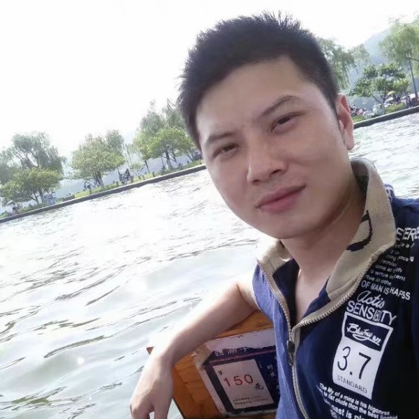 感动爱世界的照片