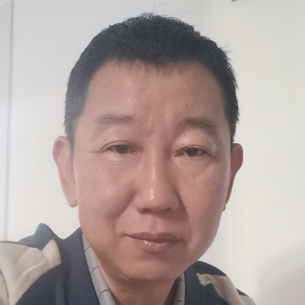 芝麻挽手温婉的照片