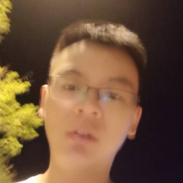 虚拟就草莓的照片