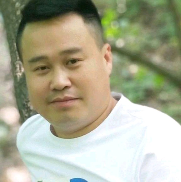 烤鸡壮观的照片