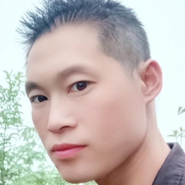 暴躁浅吻小蝴蝶的照片