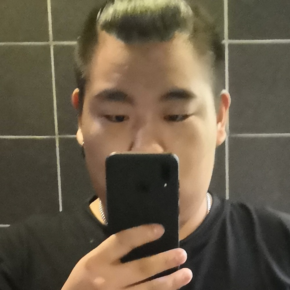 开心巨人的照片