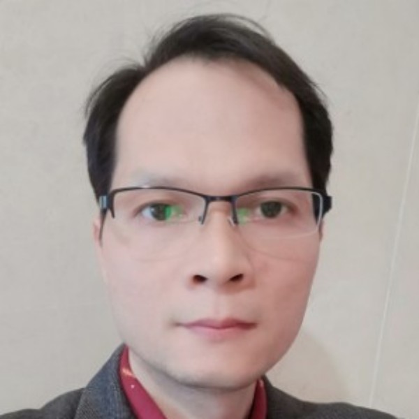 黄懿龙的照片