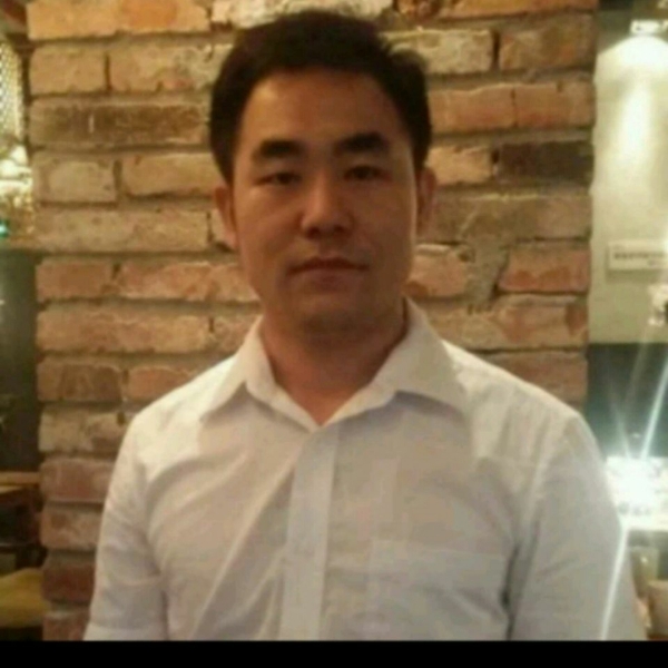 谢谢谢先生的照片