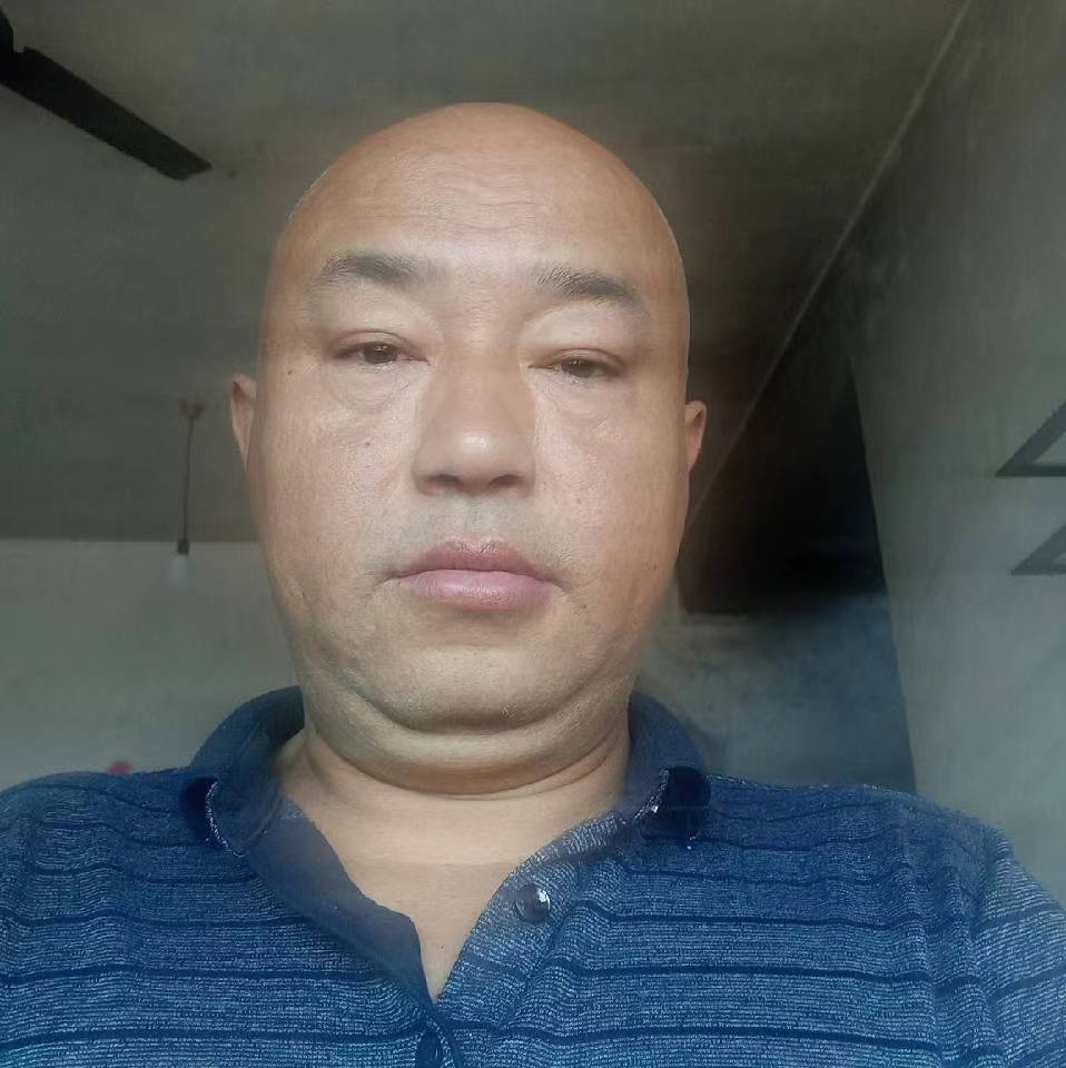 严泽明的照片