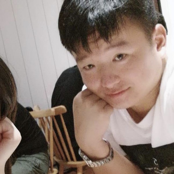初妆真淳的照片