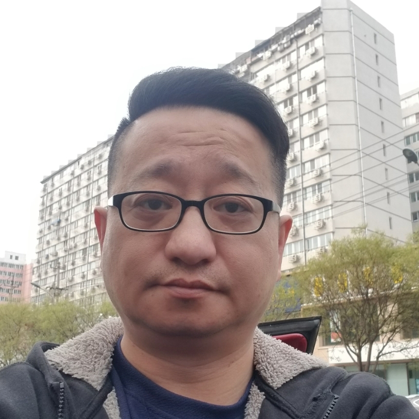 空调大叔的照片