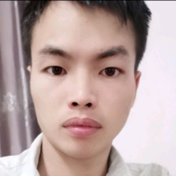 最后的蹁跹秋月的照片