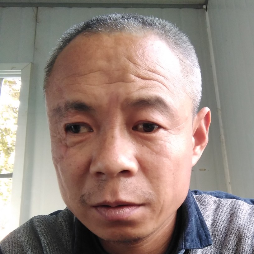 专注保卫冷风的照片