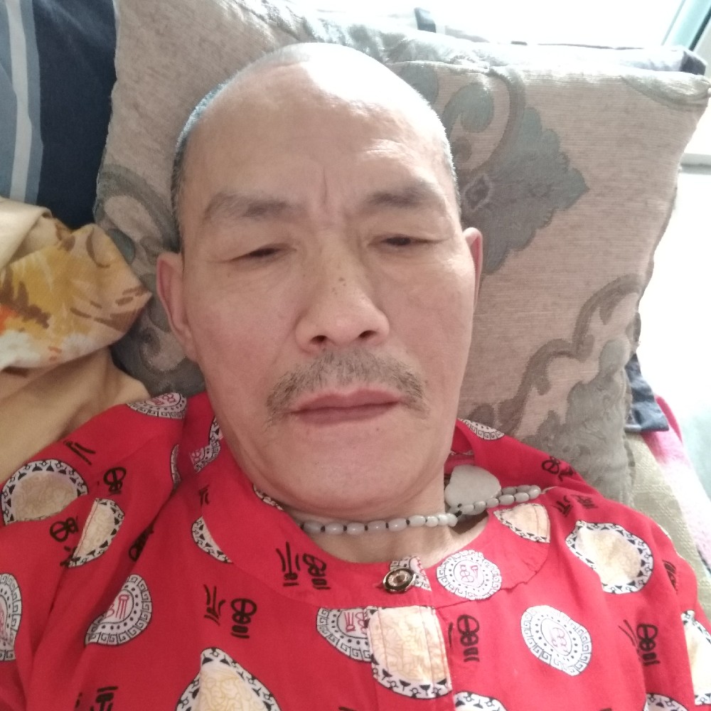 秋颜自由的照片