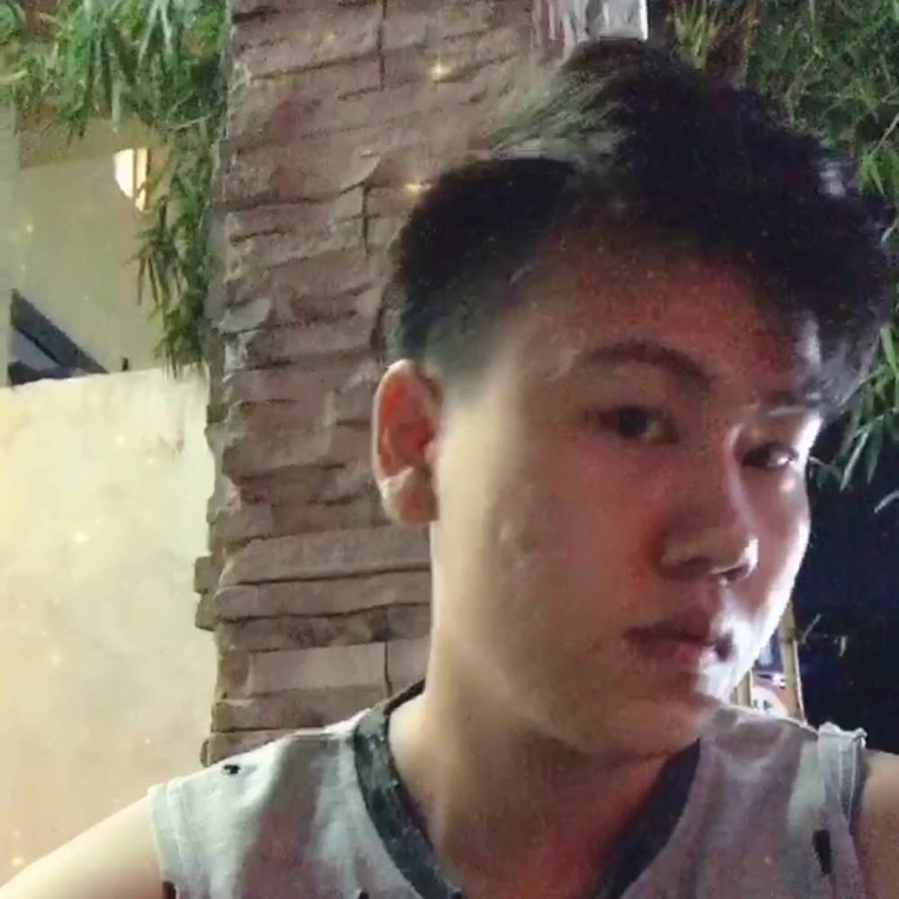 无情迎羽毛的照片