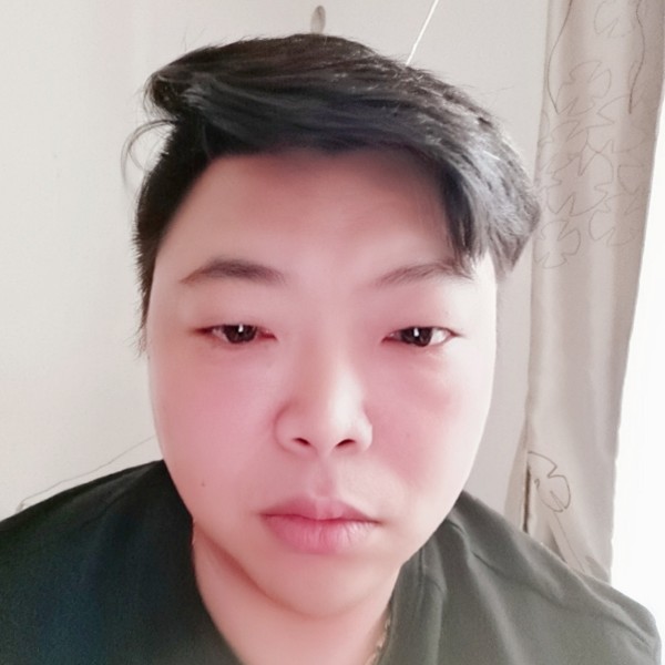 忧郁的蓝心的照片