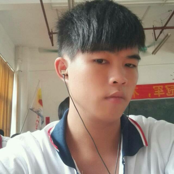 背后倾心回忆的照片