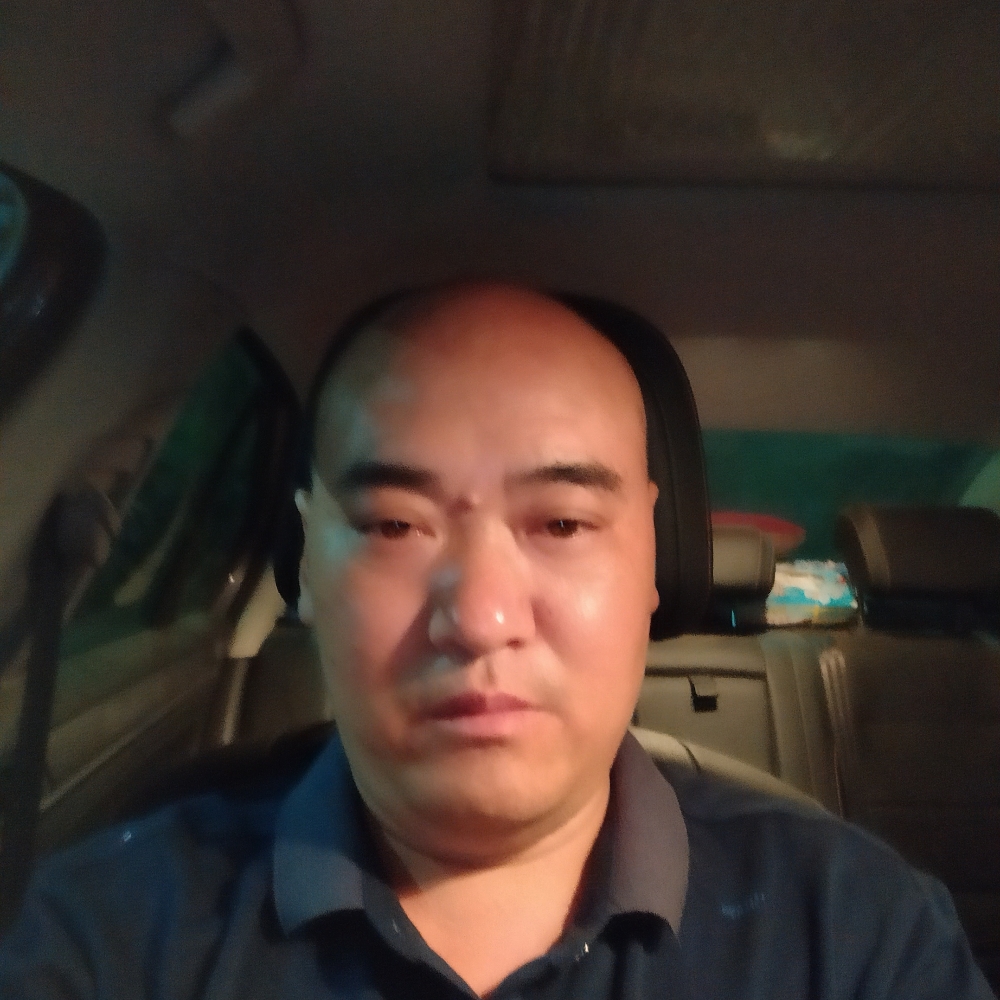 小蝴蝶闻壮观的照片
