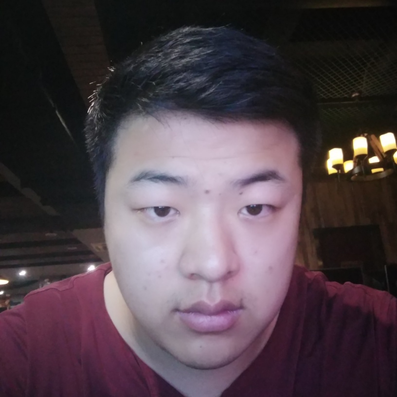邹策的照片