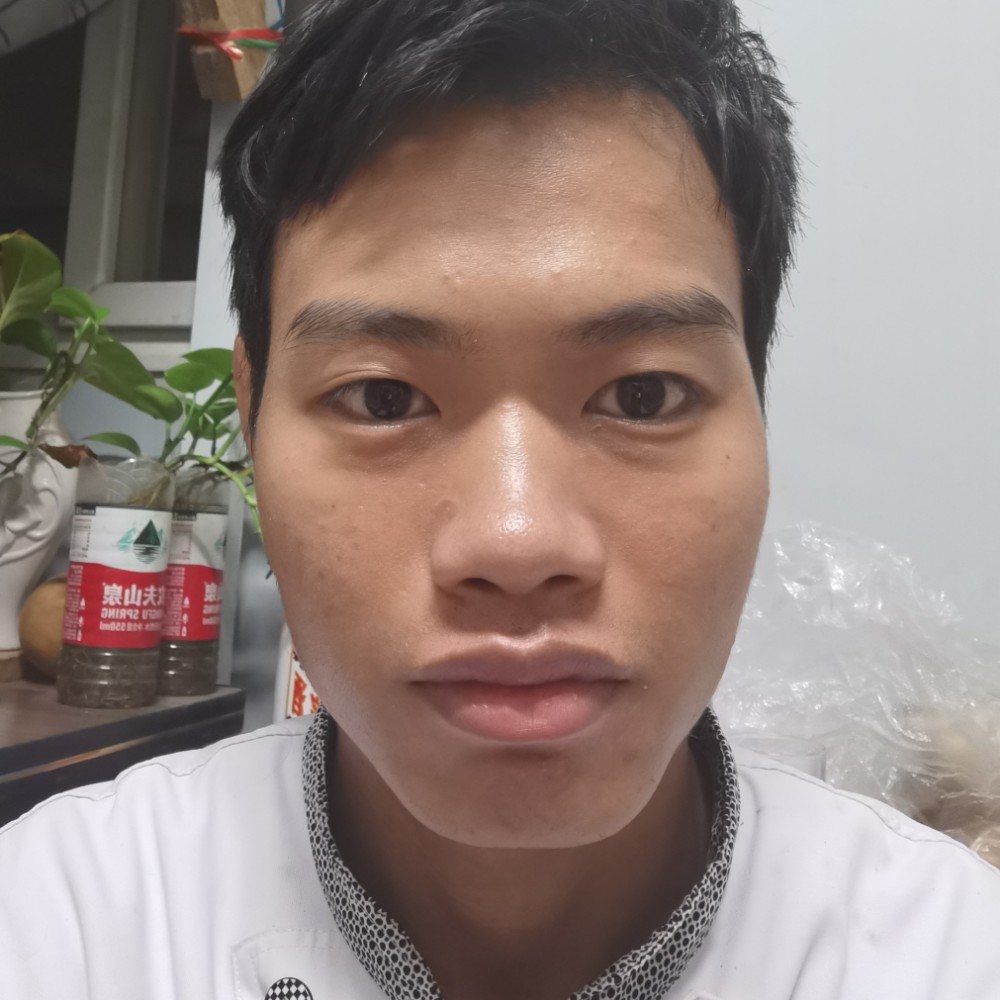 高兴愿半夏的照片