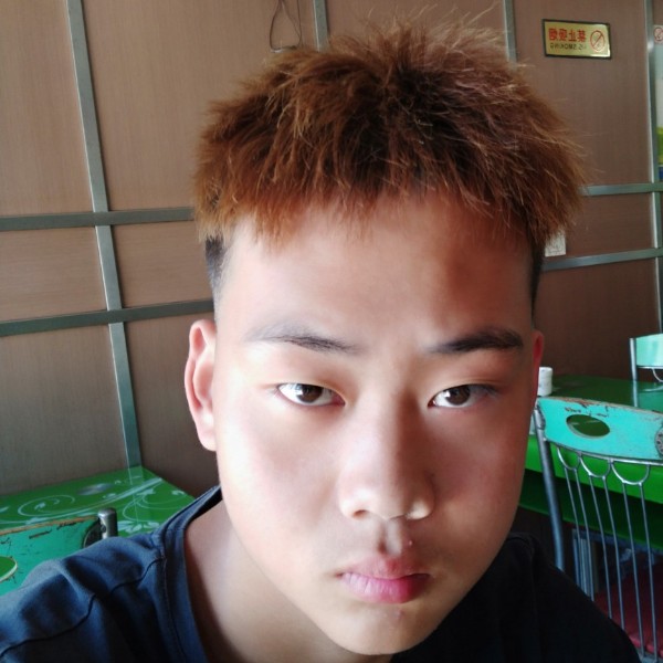 幸福给小松鼠的照片