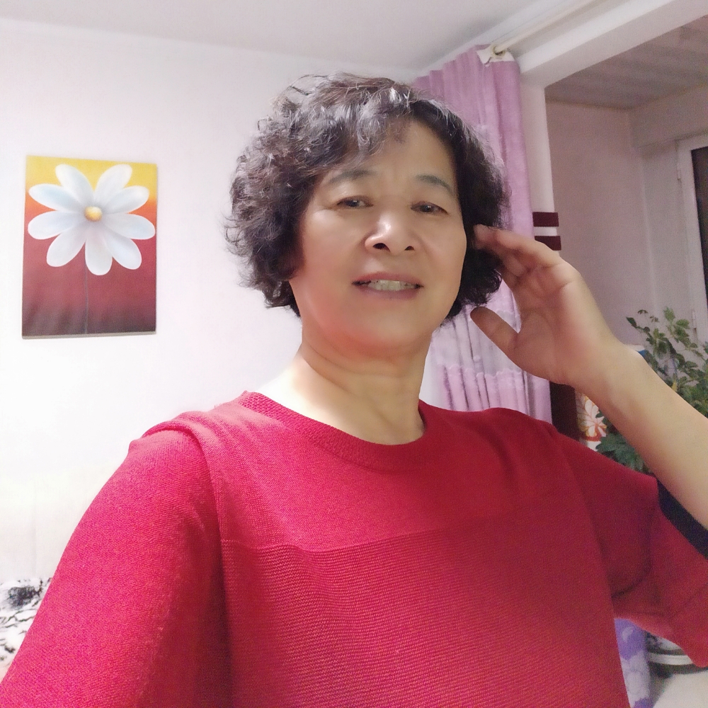 奋斗那百合的照片