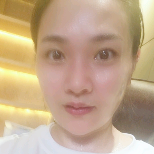 漠然爱天寂的照片