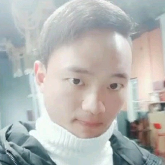 醉月倾心眼睛大的照片