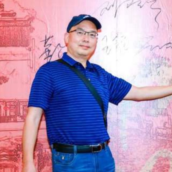 爱在云里雾里的照片