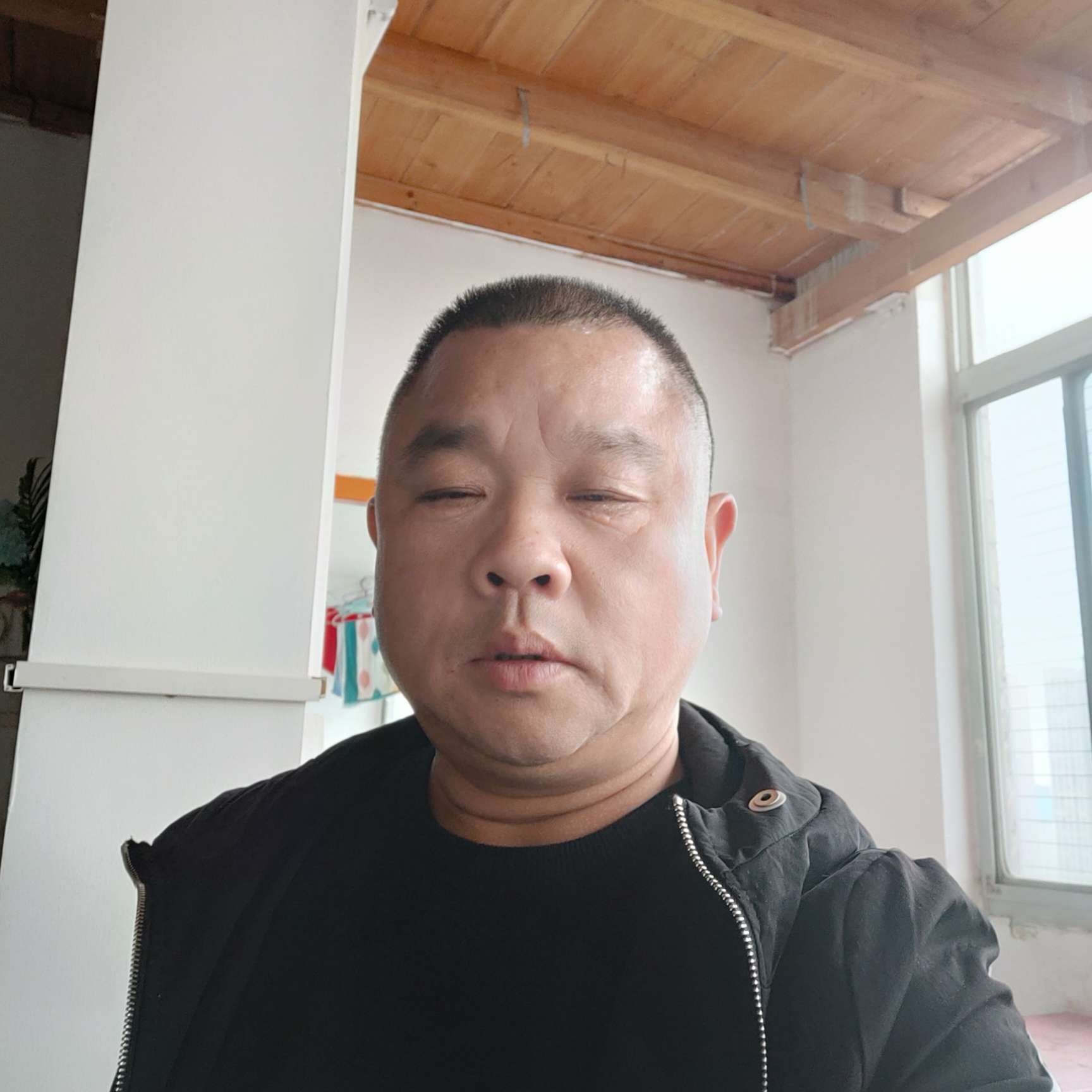 砖头爱恋危机的照片