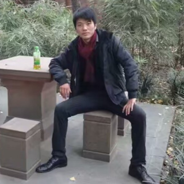 罗天佑的照片