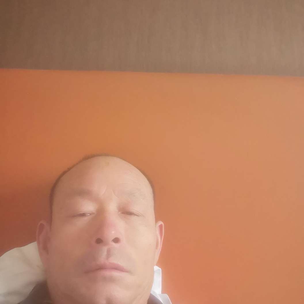 大地勤恳的照片