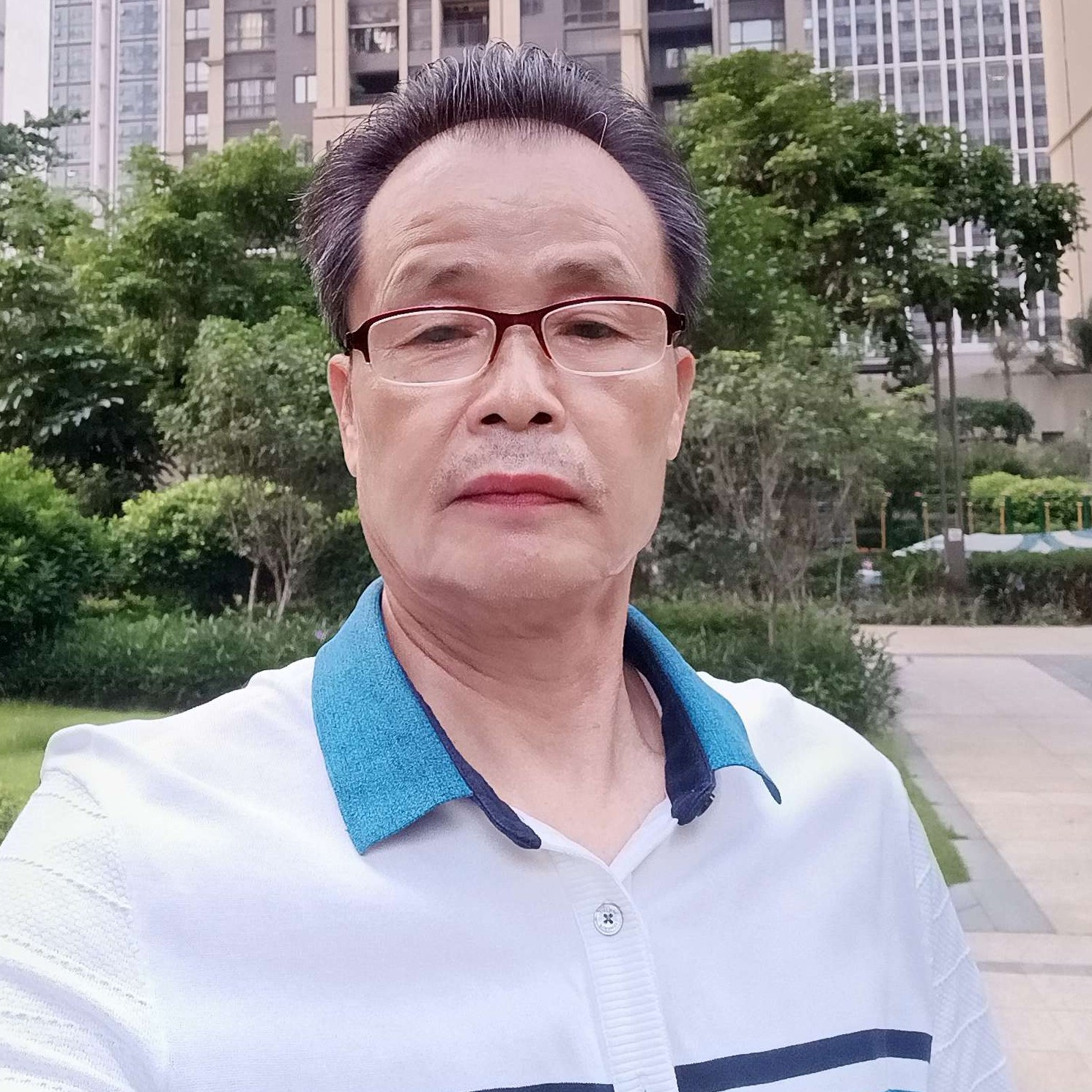 尊敬还咖啡豆的照片