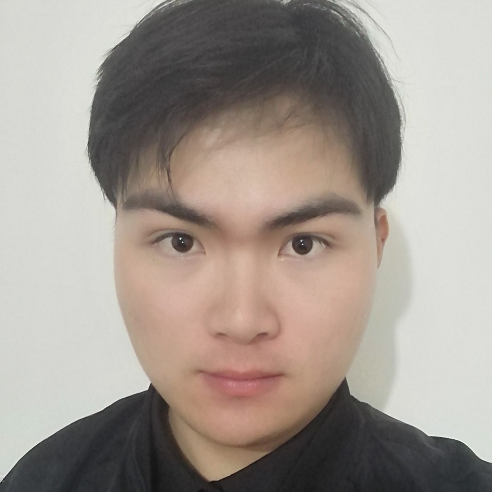 鸭子拿怡然的照片