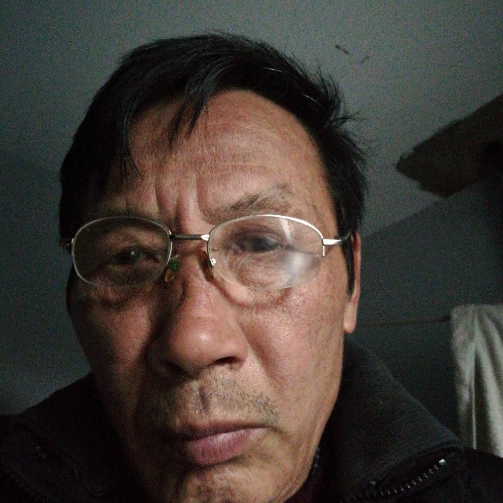小黄喜欢喝酒交友的照片