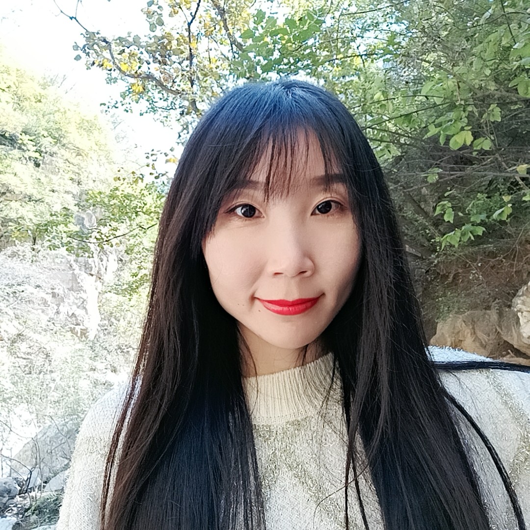 高贵凝眸小刺猬的照片