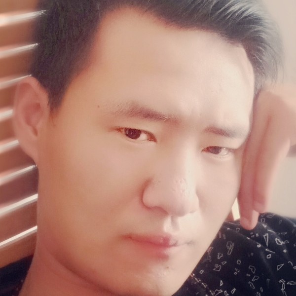 平湖激昂的照片