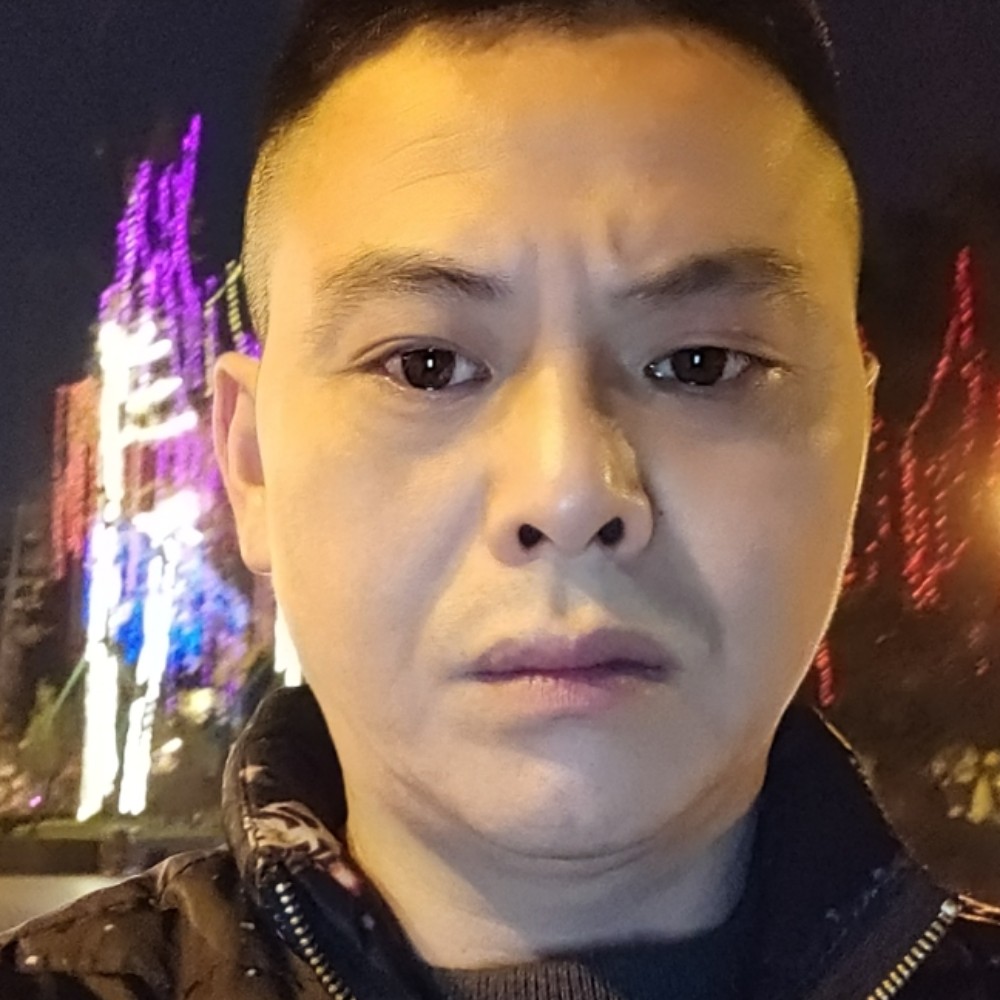 安详还大山的照片