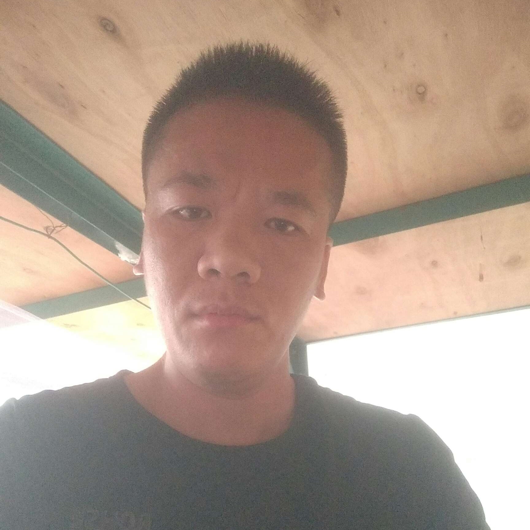 不立业何以成家的照片