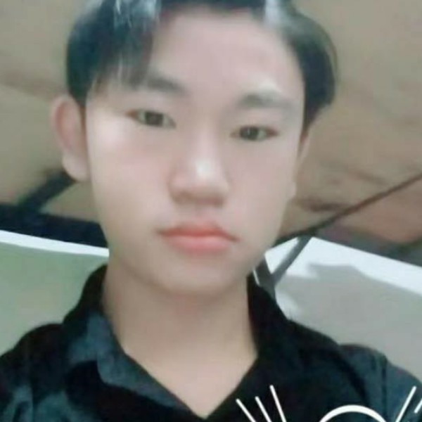 看我不一样。的照片