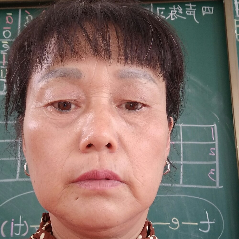 余兰花的照片