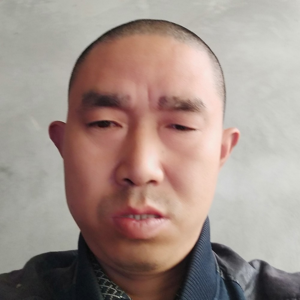 冯成的照片
