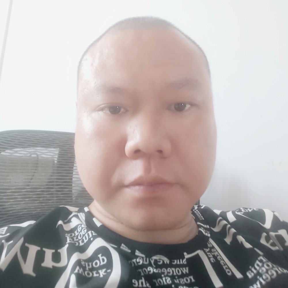 真诚的微笑的照片