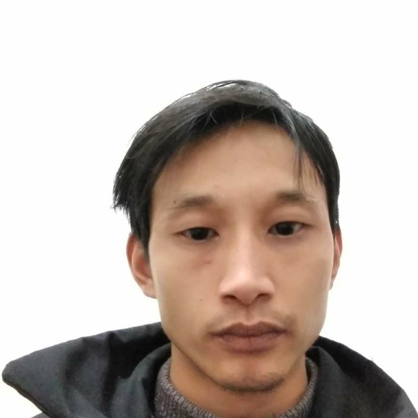 黄明云的照片