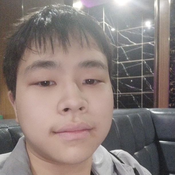 冷眸扯奋斗的照片